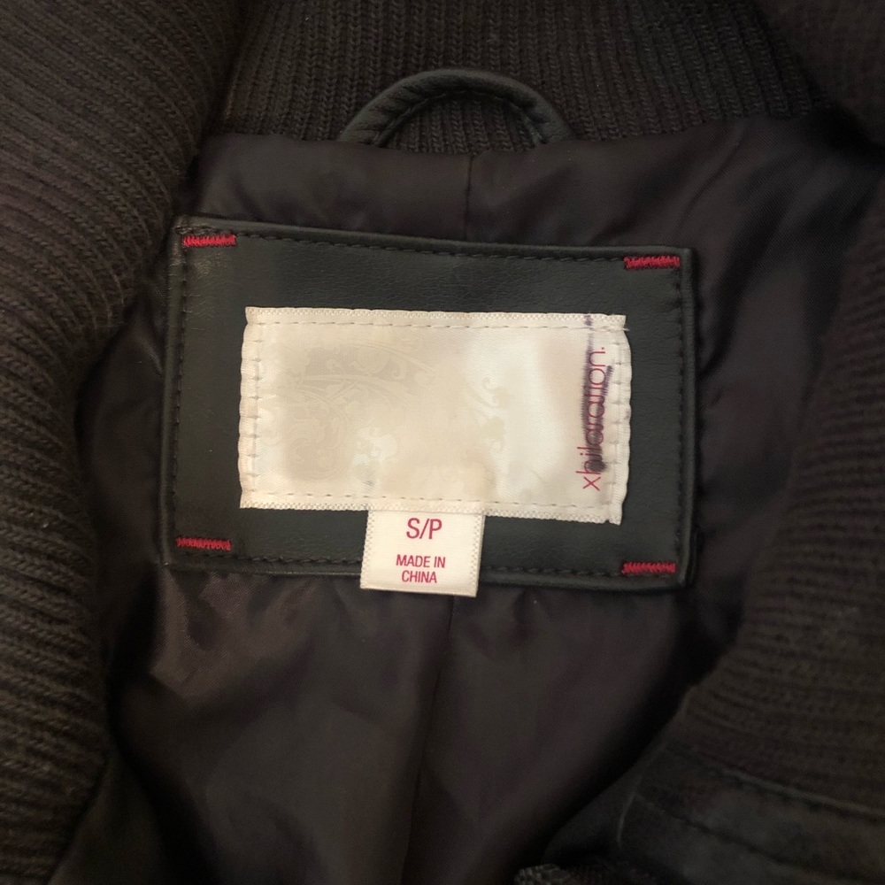 Genuine Leather Jacket - Picture 4 of 5